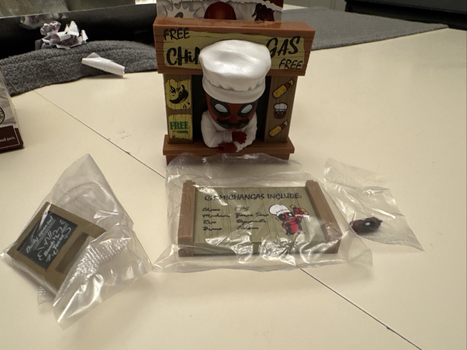 Marvel DEADPOOL Action Hero Series – 6 Blind Box Figures Revealed Set with Chase