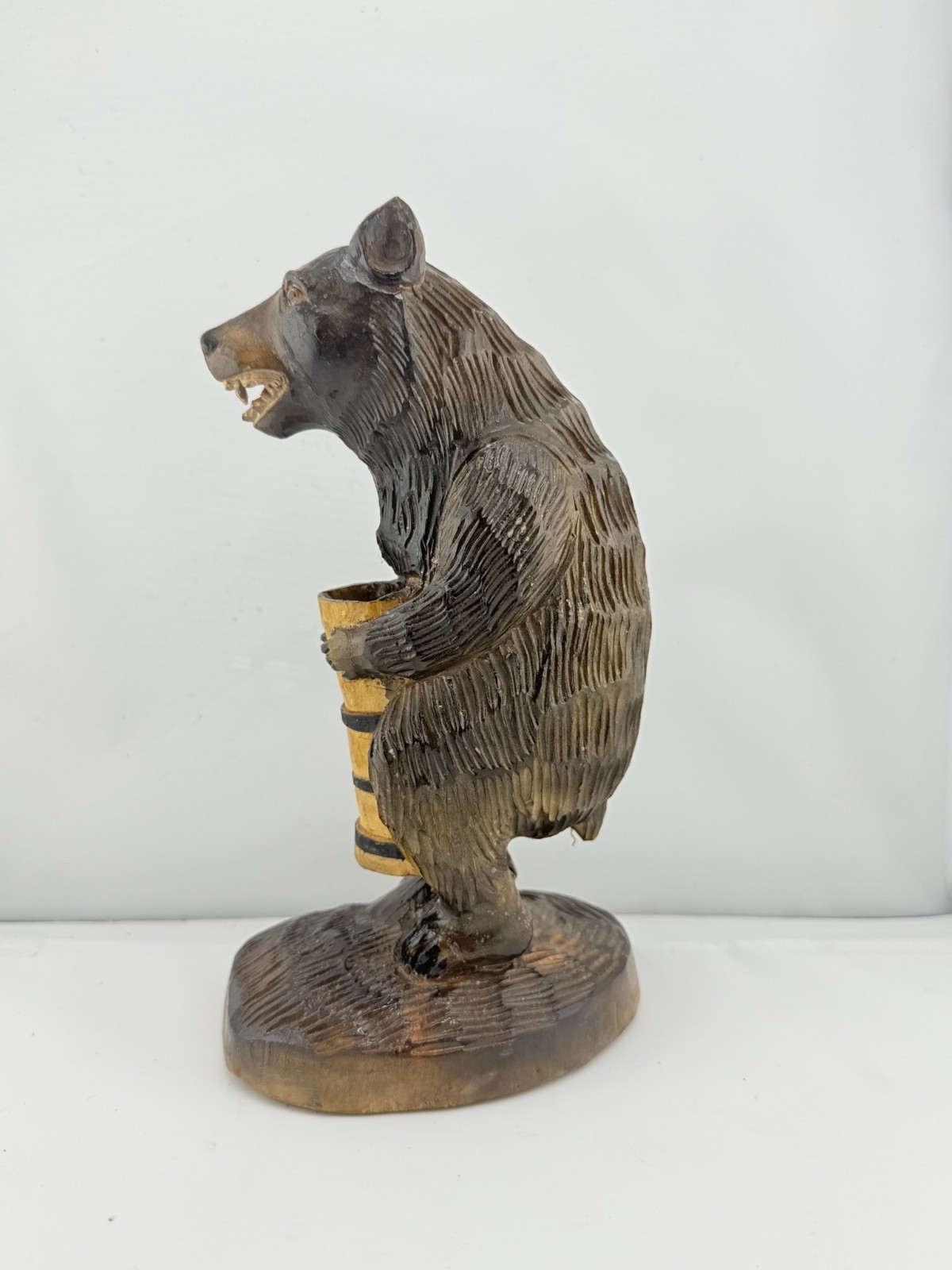 Vintage Antique Hand Carved Black Forest Brown Bear 8” tall tobacco