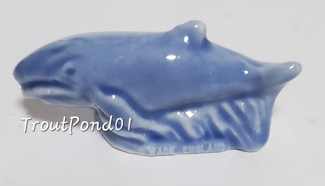 Wade Whimsies Blue Whale Tom Smith Crackers Sealife 1998 Porcelain Mini Figurine
