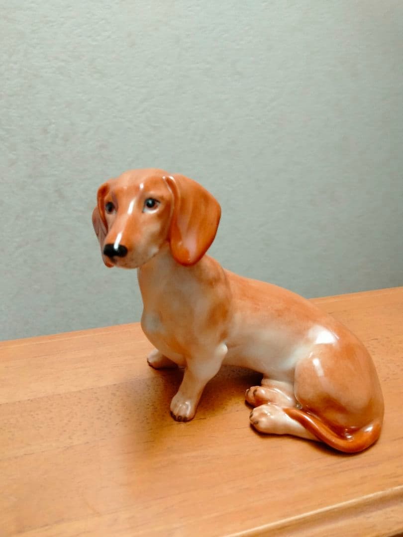 Good Condition Augarten Figurine Dachshund Lladro