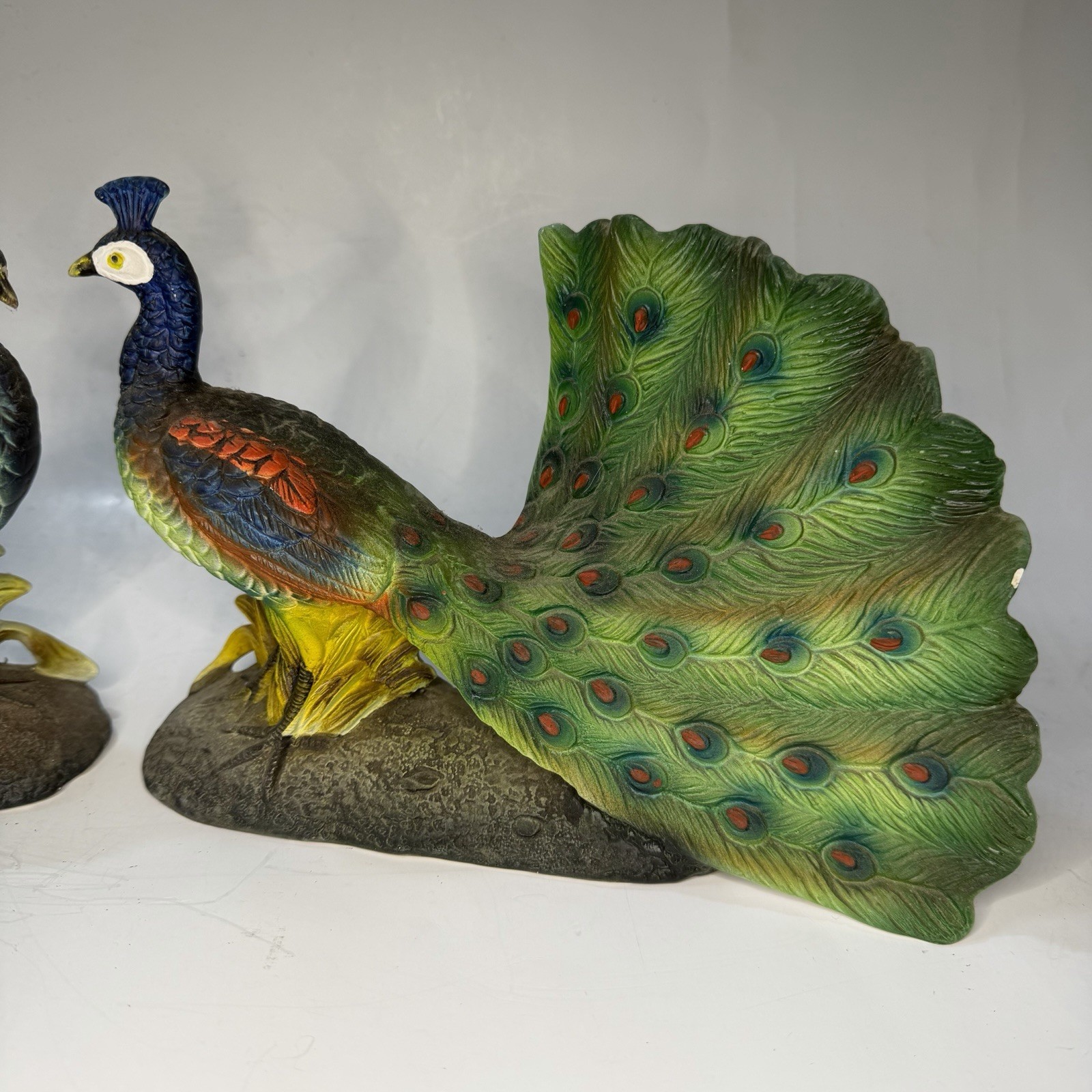 Vintage Ceramic 8.5″ Long Peacock Bird Figurine Artmark Set of 2 Japan