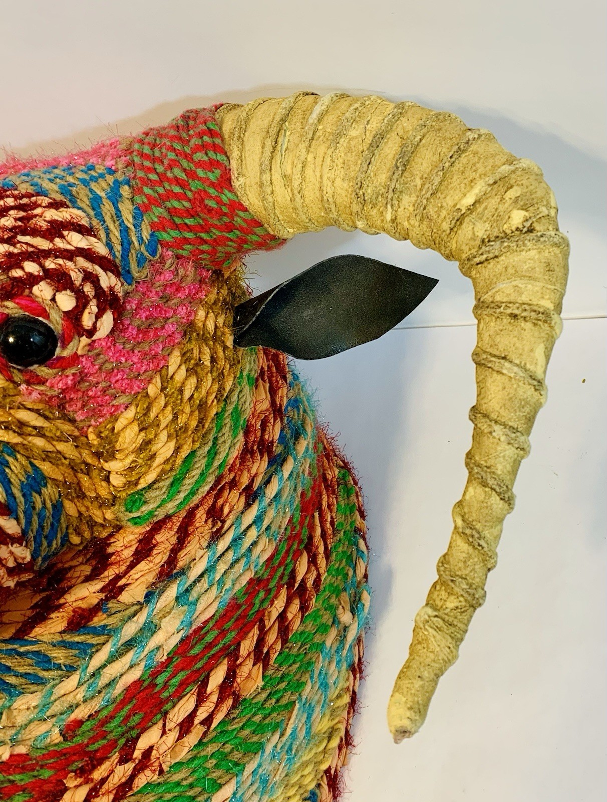 Folk Art Wall Hanging Animal Bust Ox Steer Bull Head Multicolor Jute Twine