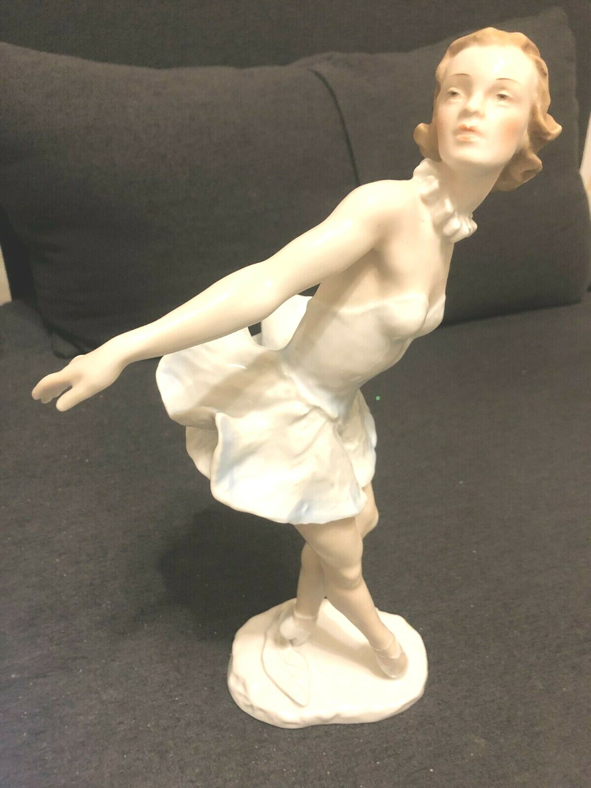 ROSENTHAL BALLERINA & DANCER FIGURINE OF MARIANNE SIMSON BY L. FRIEDRICH GRONAU