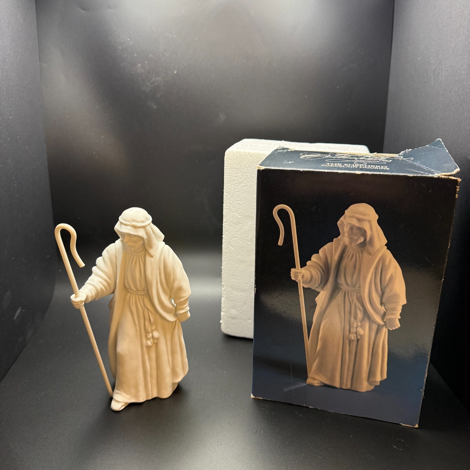 Avon Nativity Collectibles THE SHEPHERD 1983 Porcelain Figurine 6 3/4″ Perfect!