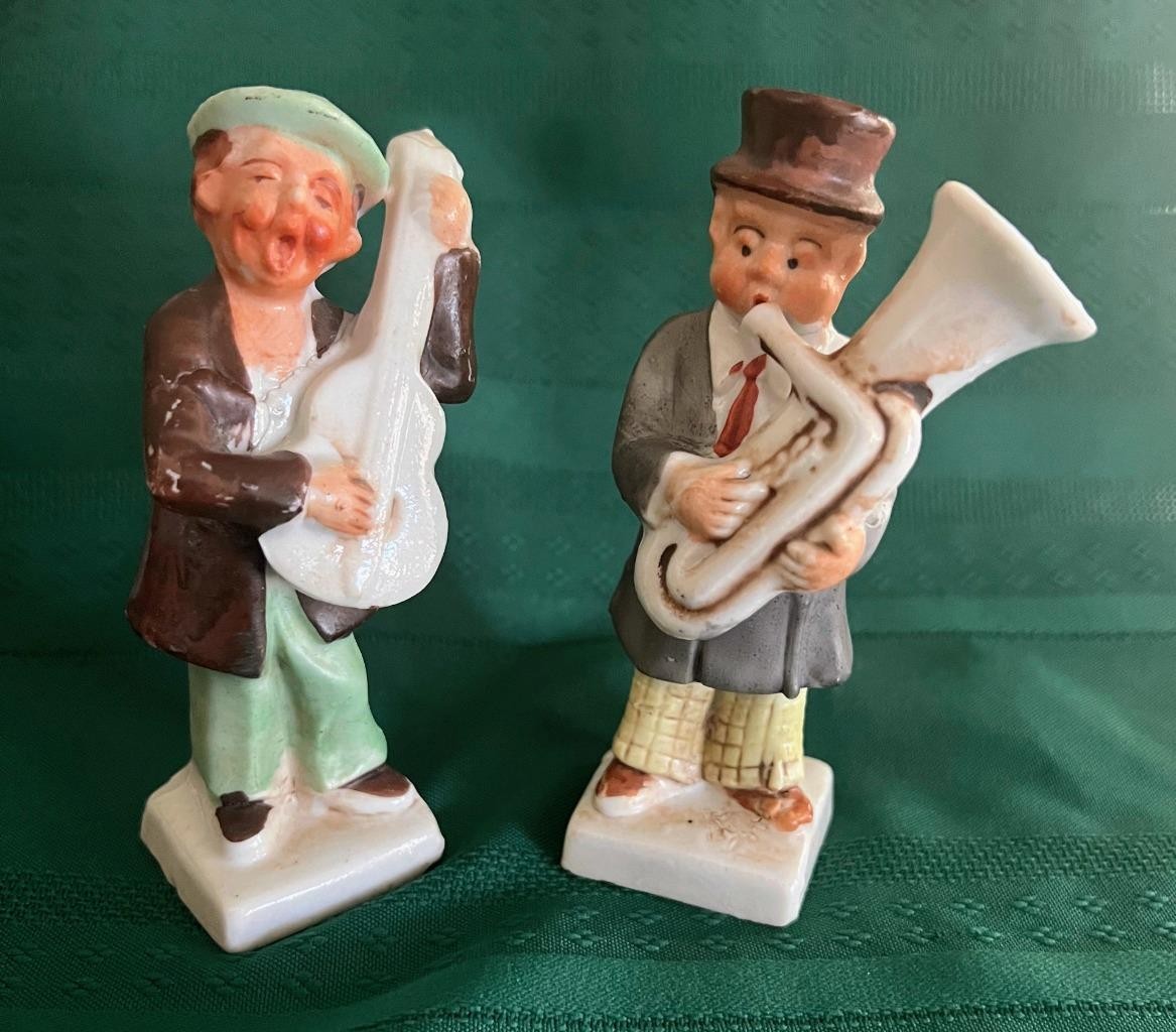 2 Vintage Musician Figurines 4.25 & 4.50 Porcelain w Tuba Guitar? Made in Japan