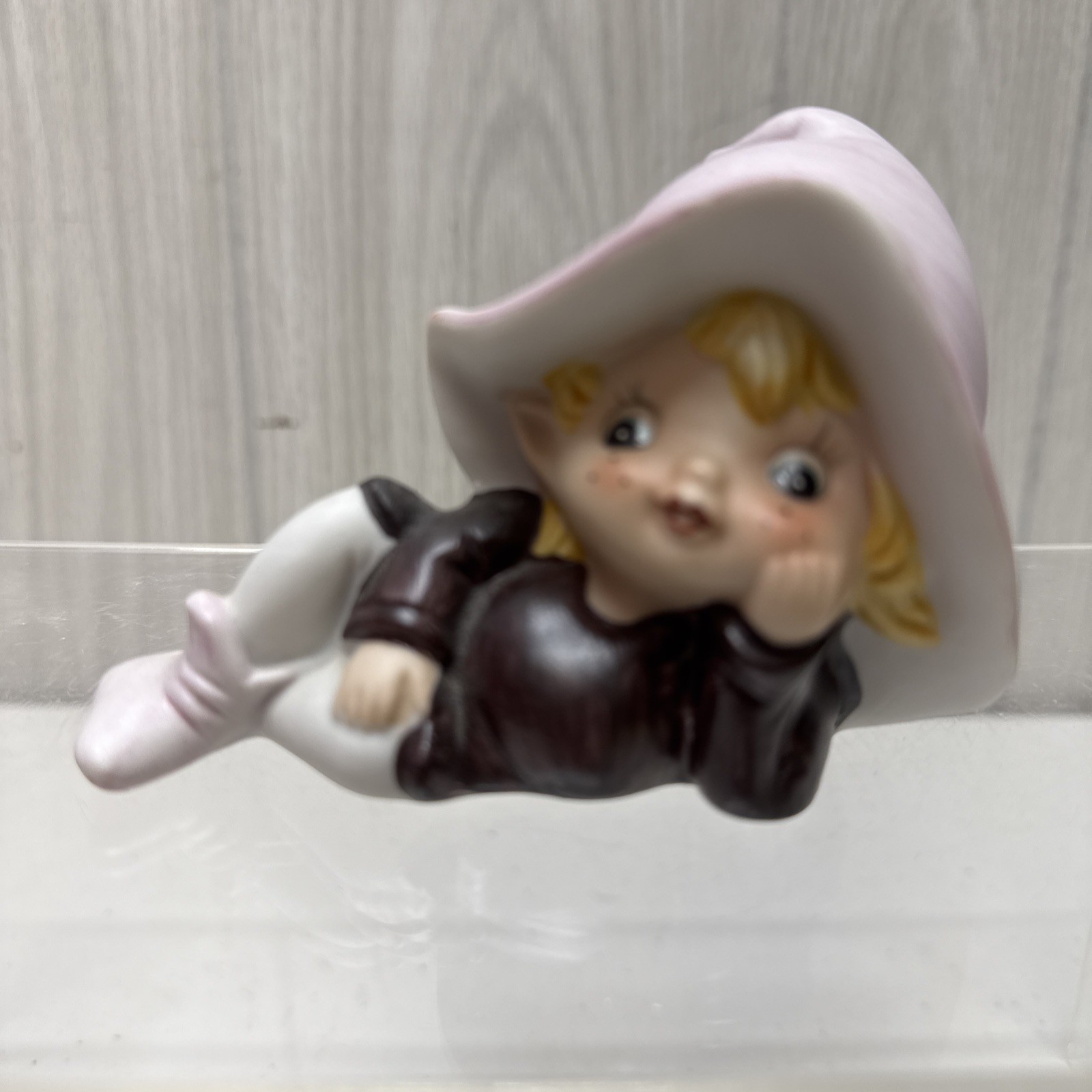 Vintage Homco Pixie Elf Elves Figurine #5213 LYING DOWN