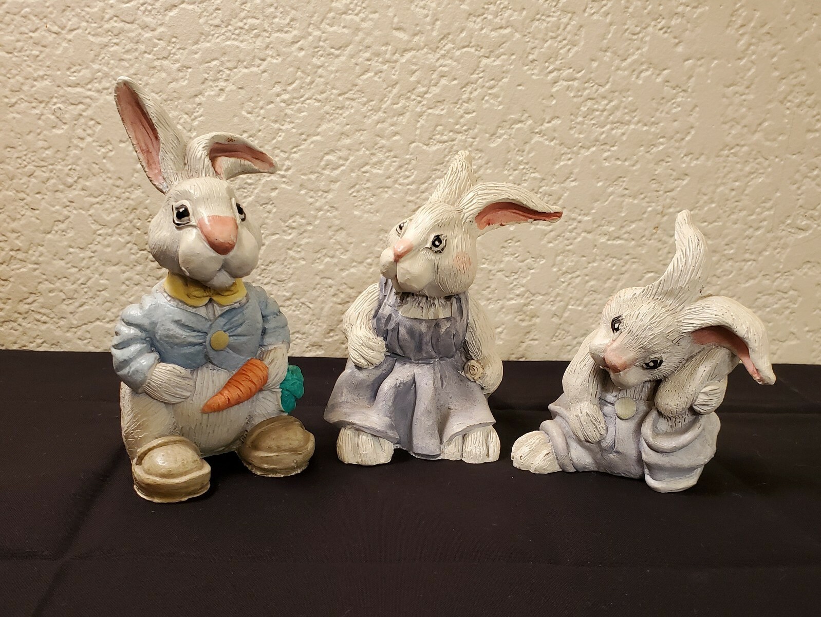 VTG Wildwood Collection Rabbit Figurine Family of 3 Artist Signed (2) 1986 EUC