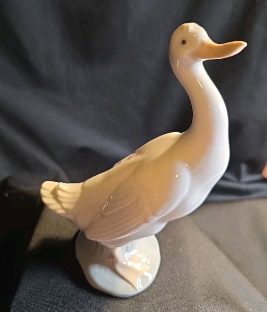 NAO By Lladro Standing Goose Retired Made In Spain