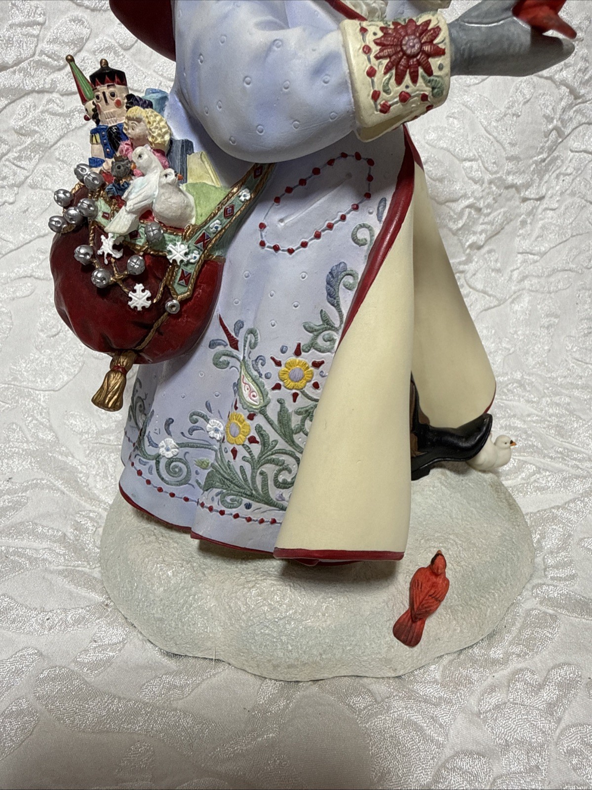 Lenox 2016 A Xmas Traveler Santa Figurine By Lynn Bywaters w/ Cardinals Vintage