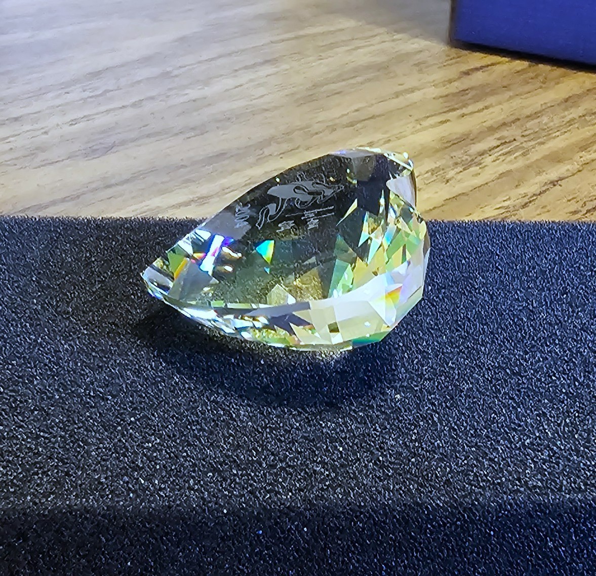 💛 Swarovski Crystal *ARTIST SIGNED* 2004 Yellow Anna Ballet Shoe Heart Figurine