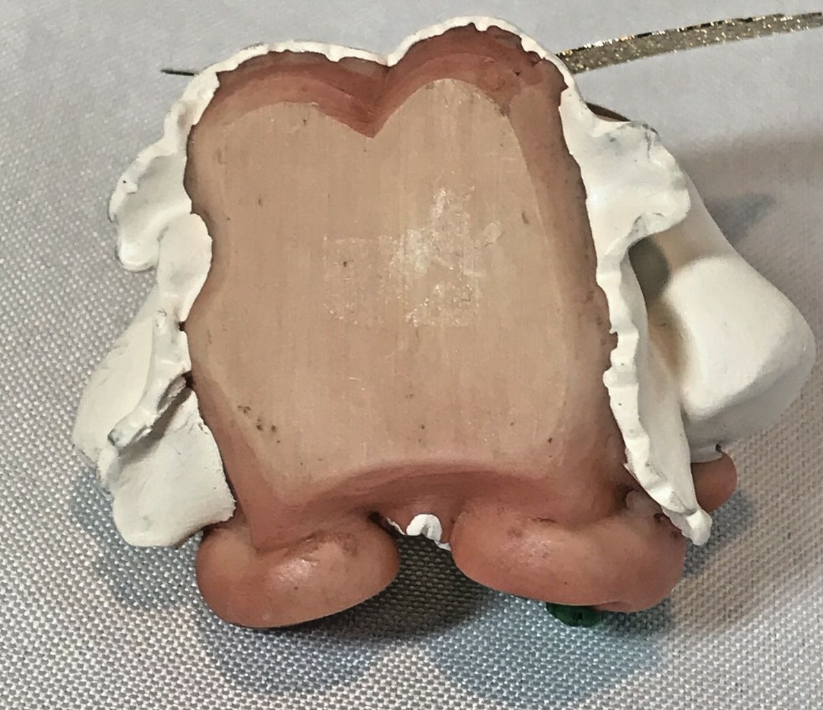 Angel Cheeks Figurine – Kirk’s Kritters 2001 – “Angel W/Frog” – Item# 21805