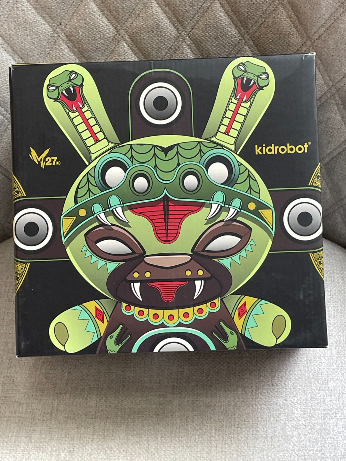 RARE KIDROBOT MARKA 27 MINI GOD SERPENT DUNNY 8″ ART FIGURE NEW IN BOX
