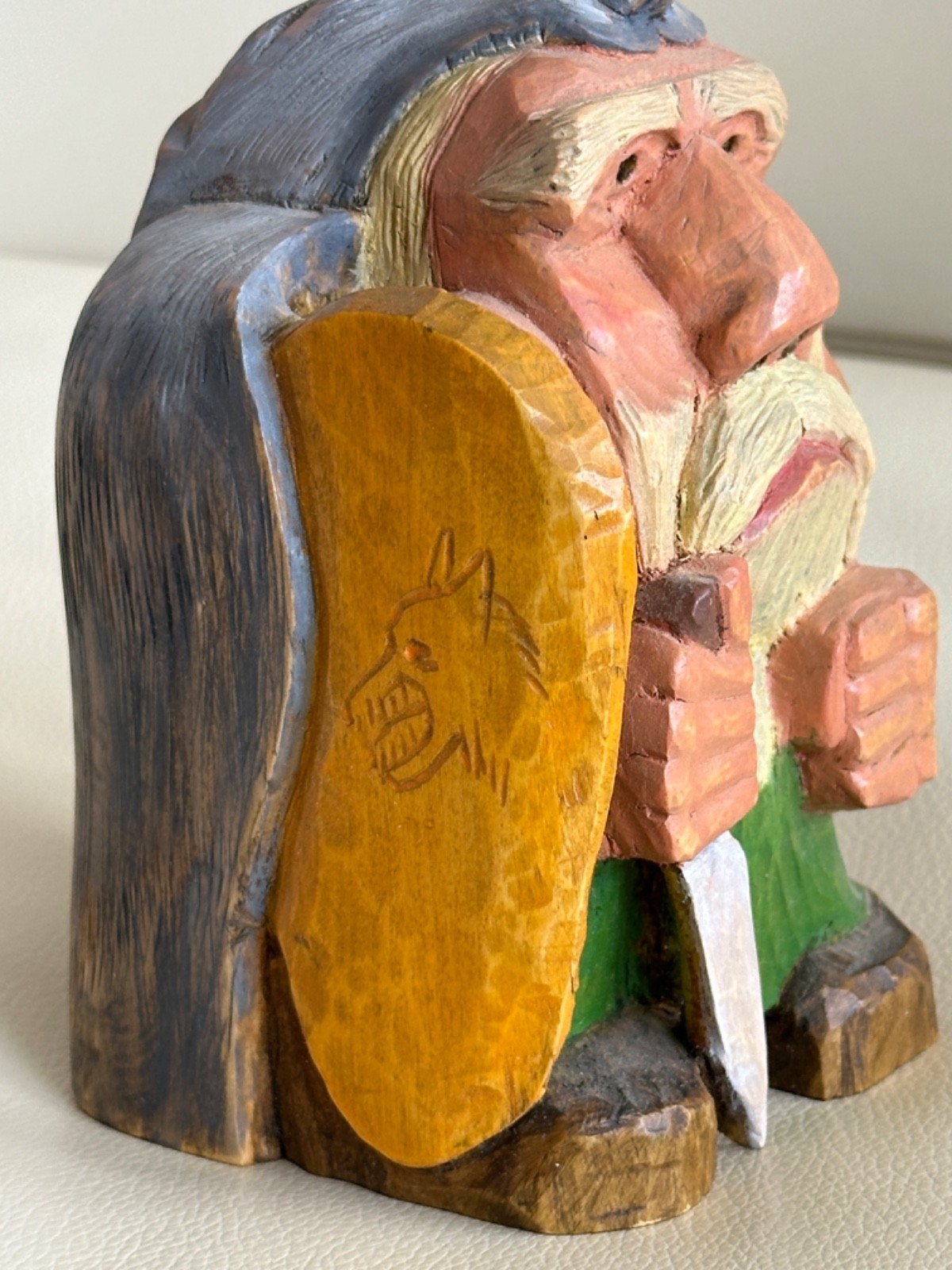 MATEO ALBUQUERQUE N.M. FOLK ARTIST VINTAGE HAND CARVED WOODEN FIGURE PAINTED 6″