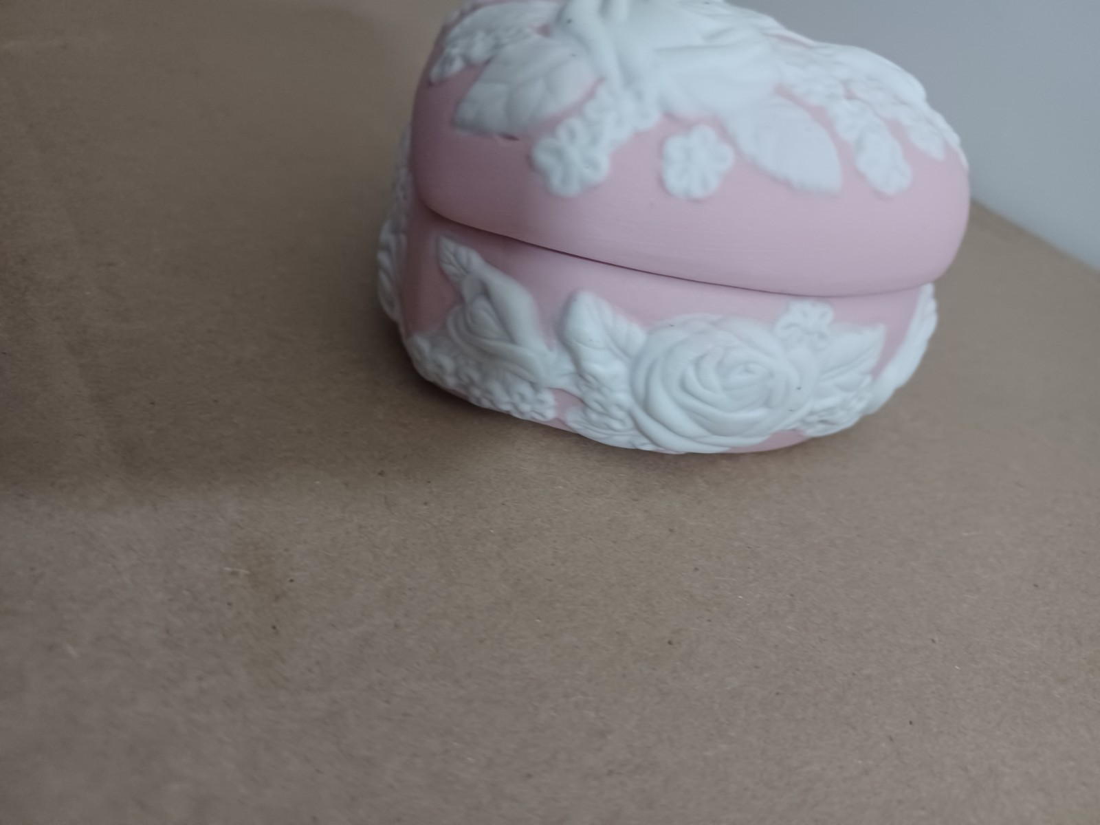 San Francisco Music Company Ornate Pink Jasperware Heart Tricket Box Pre-owned