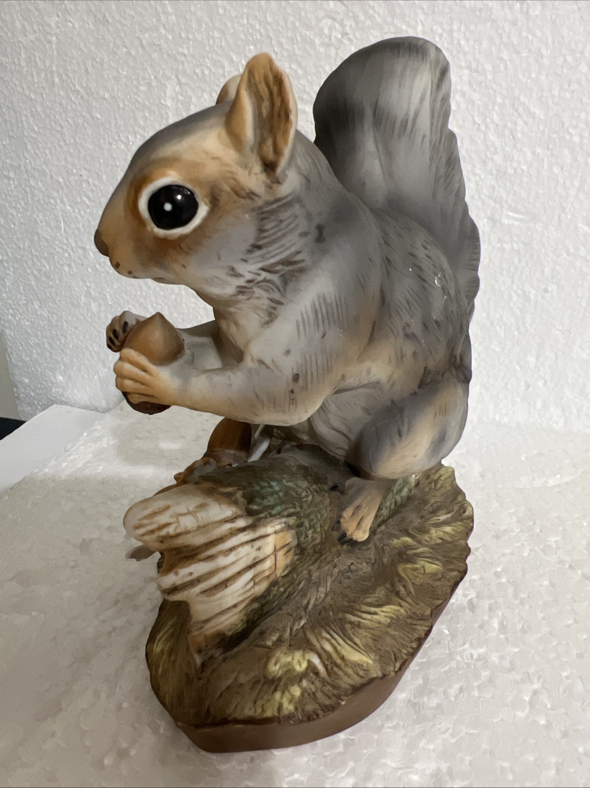 Vintage 1982 Gray Porcelain Squirrel/Masterpiece by Homco/Beautifully Detailed.