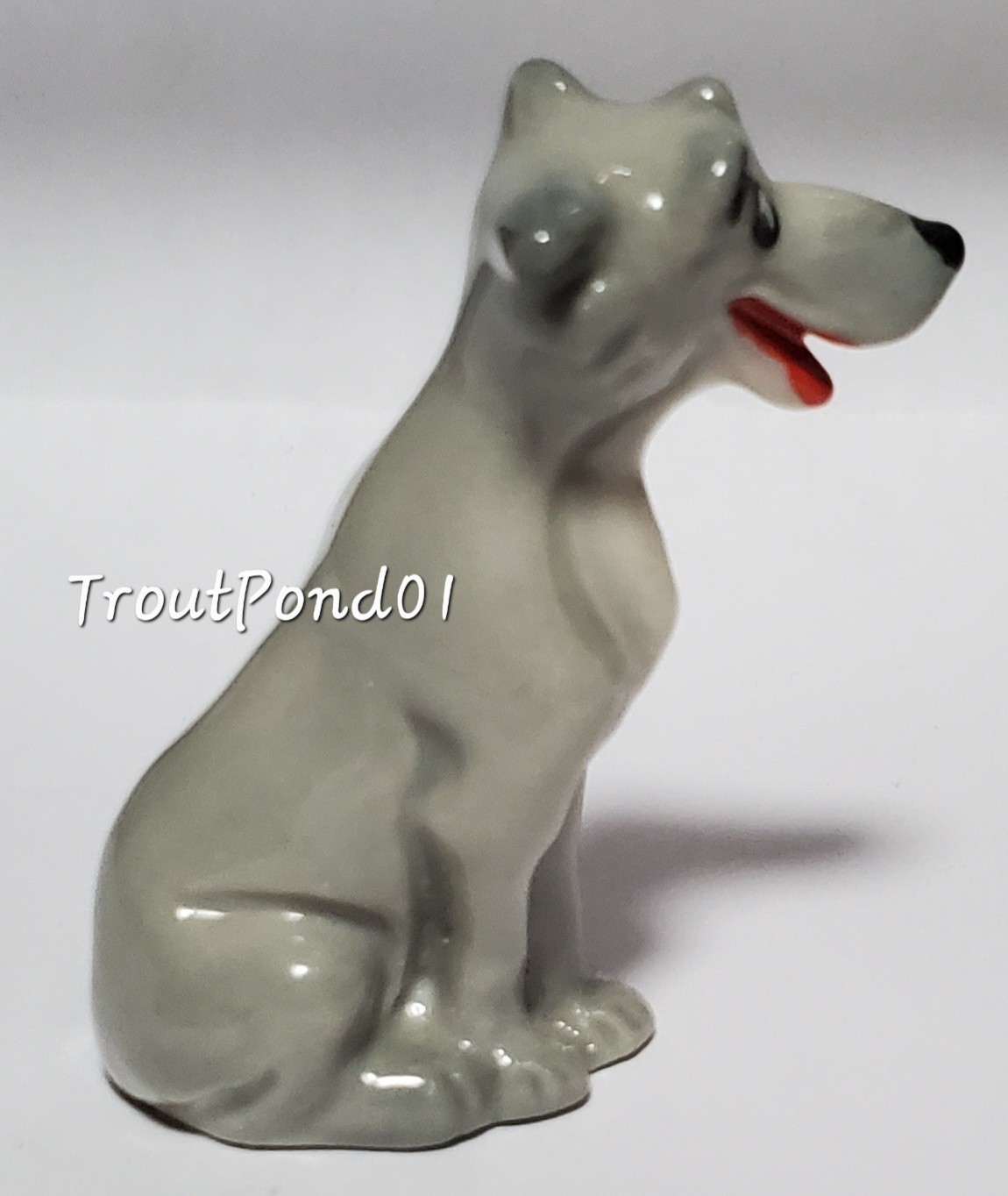 Wade Whimsies Figurine Disney Hat Box Hatbox Series Fox and the Hound Chief Dog
