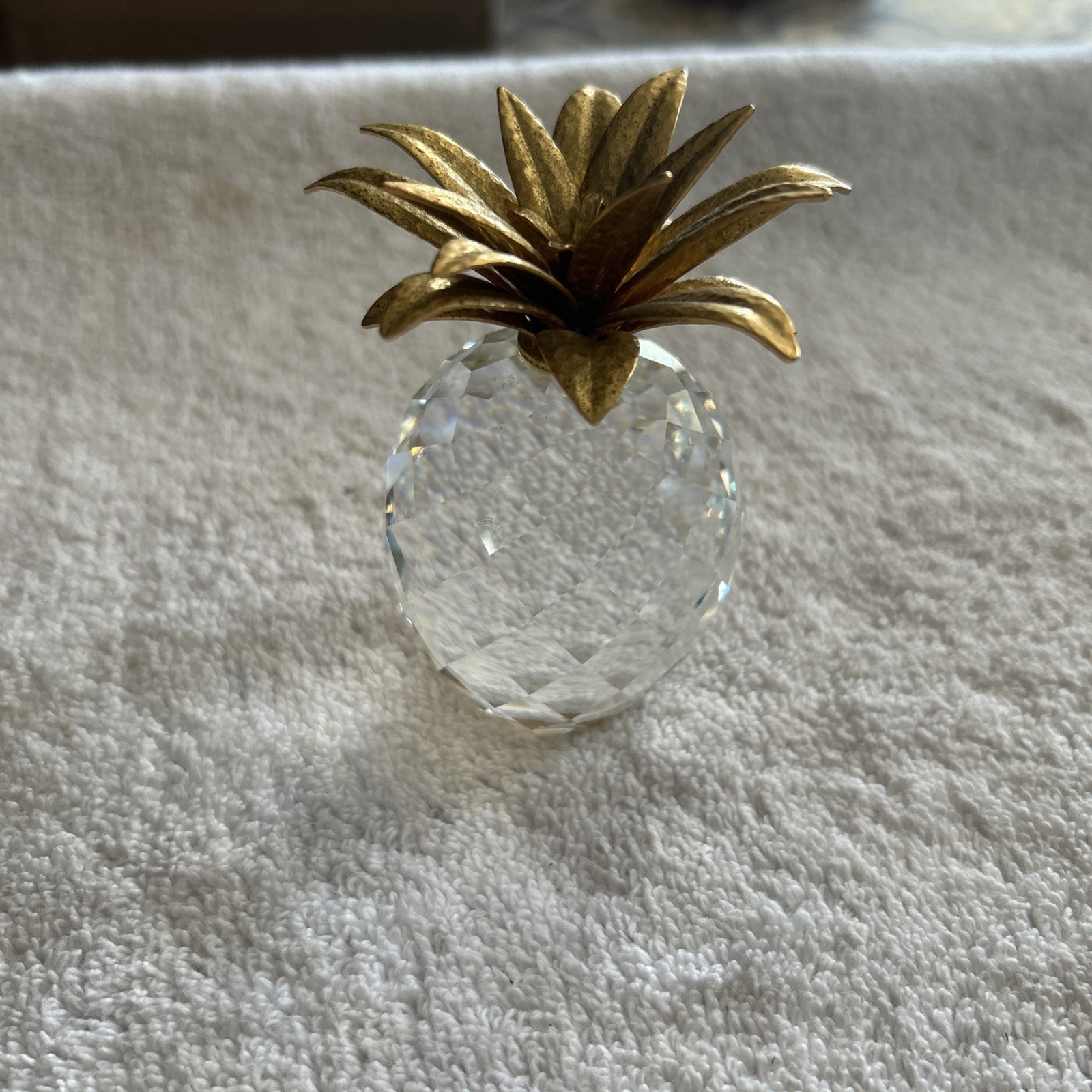 Swarovski Crystal Sparkling Fruit Pineapple Gold Hammered Leaves, Stand 4.2″