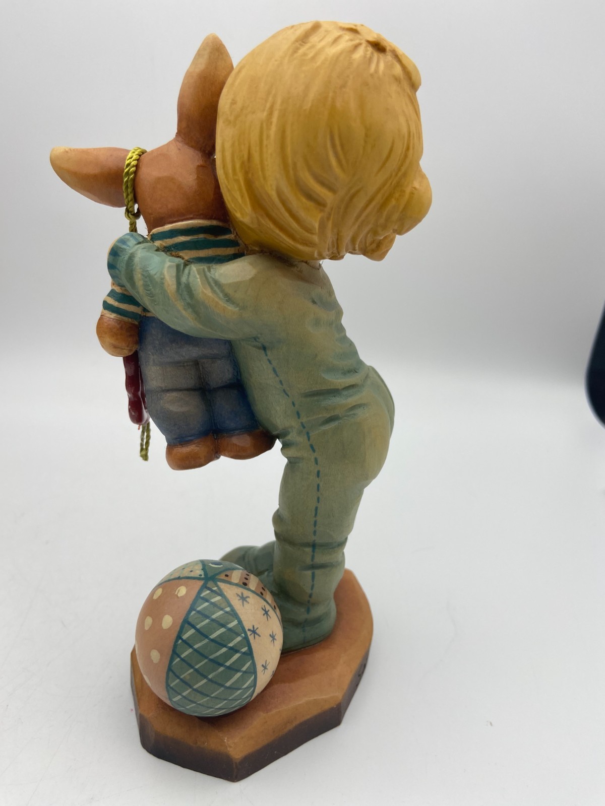 Anri Woodcarving Bunny Hug 266/2000 6 Inches