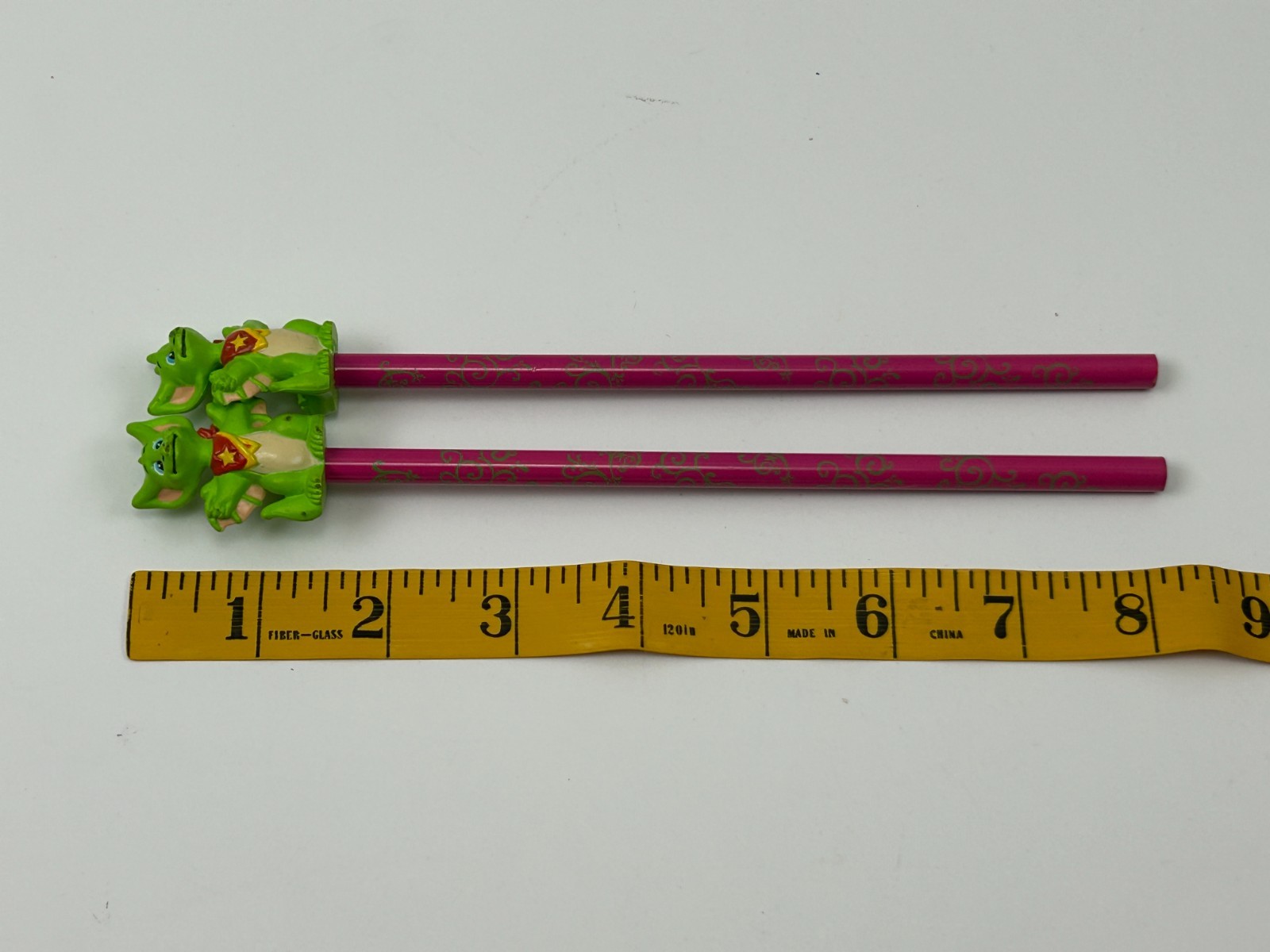 Pocket Dragons Wearing Star Bandanas Hugs Pink Pencils Set of 2 Unused Scuffing