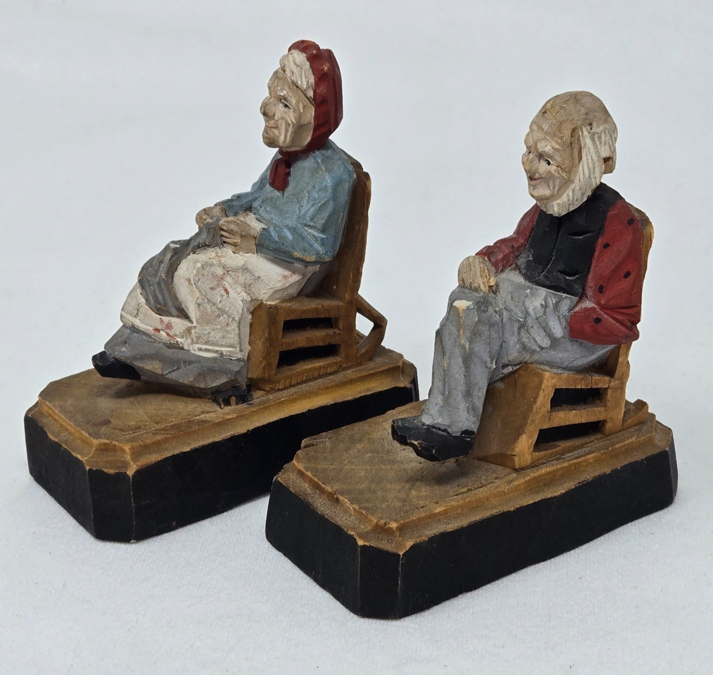 VINTAGE BOURGAULT CANADA OLD COUPLE IN ROCKING CHAIRS HAND CARVED WOOD FOLK ART