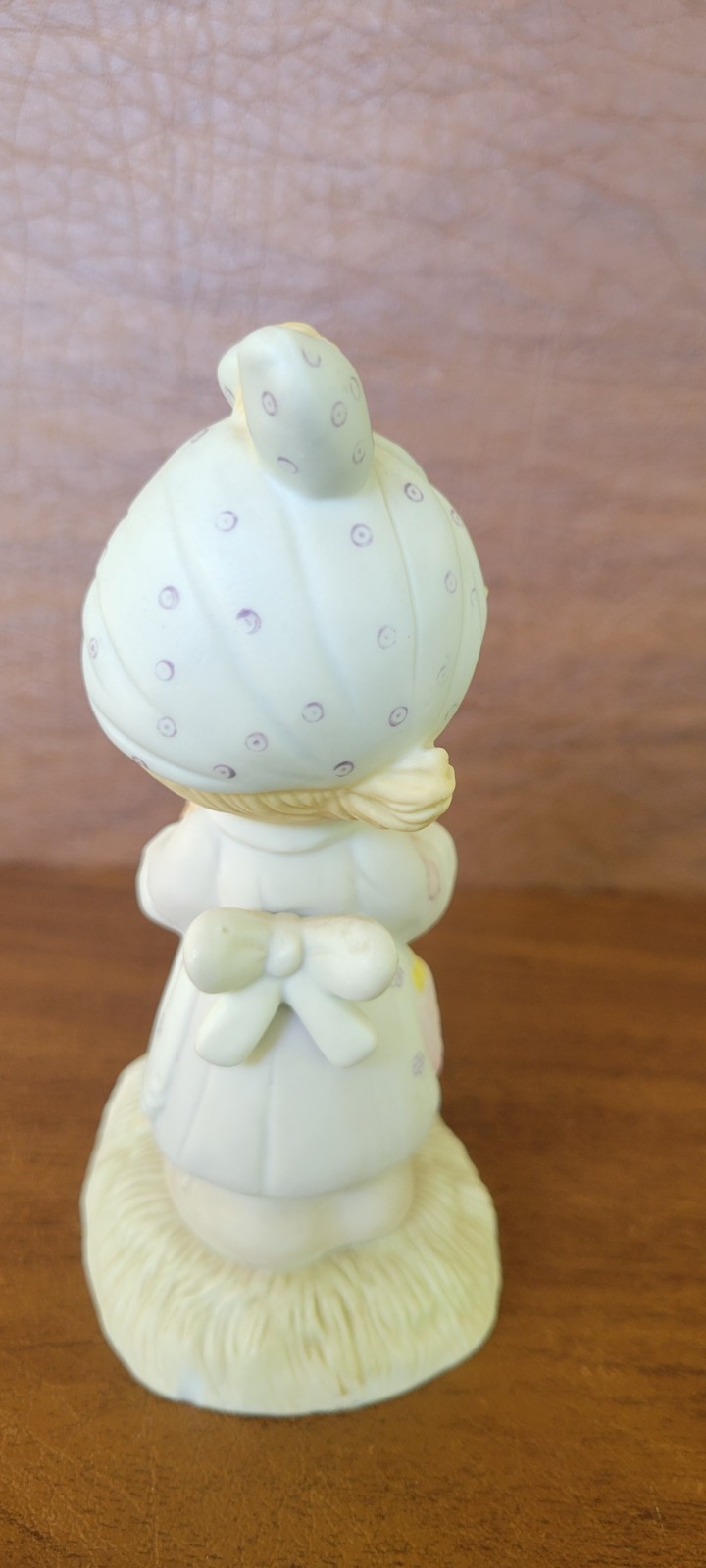 Vintage 1979 Precious Moments “Be Not Weary In Well Doing” Figurine Collectible