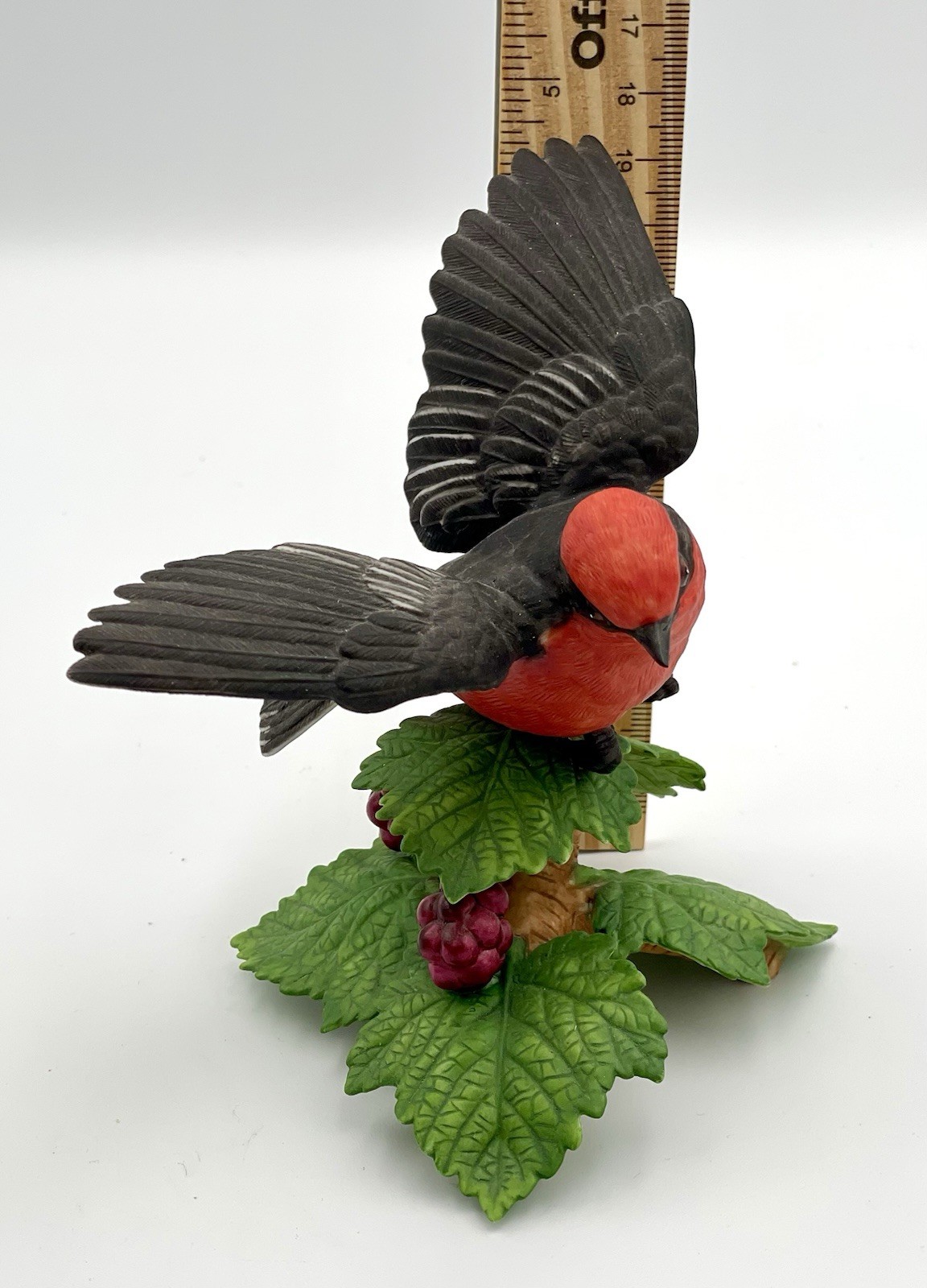 Lenox Vermilion Flycatcher Fine Porcelain FIgurine 1993 Garden Bird Collection