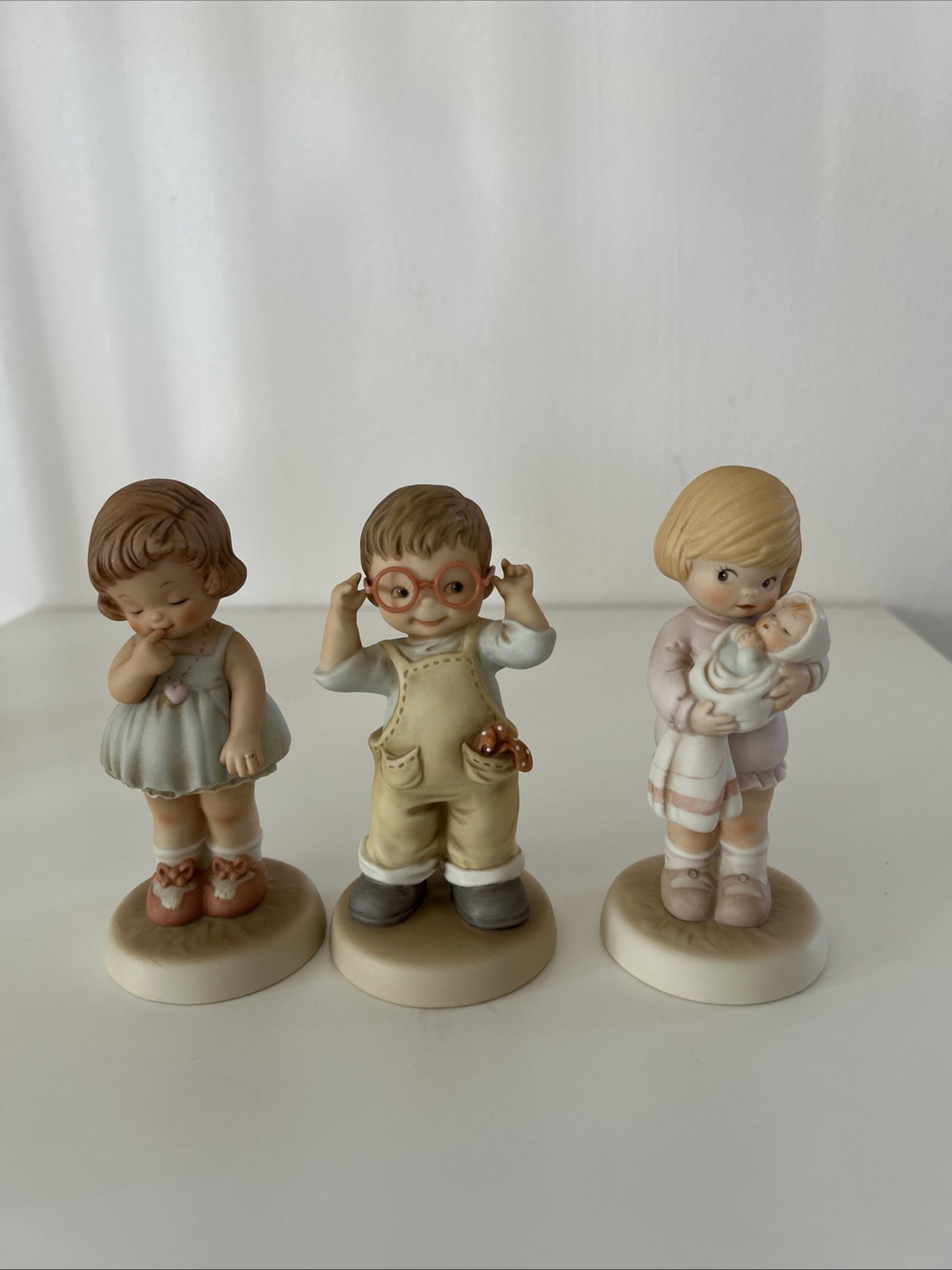 Memories Of Yesterday Figurines Lot Of 10