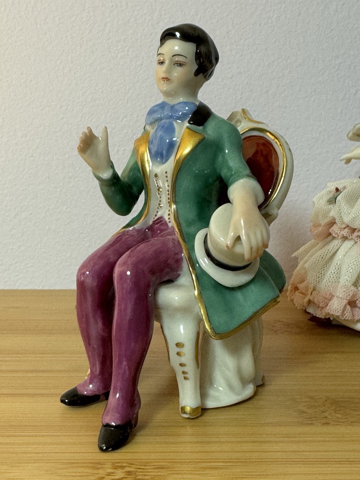 Antique German Dresden Porcelain Lace Couple Small Sizes Figurines Set Of 2