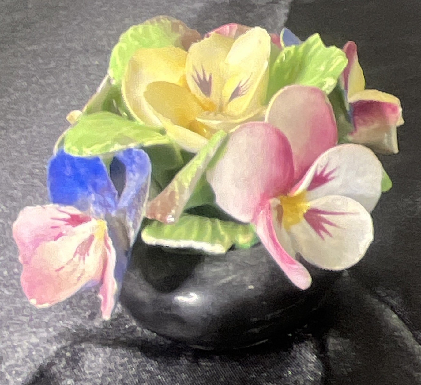Hand Painted Glazed Denton Ceramic Floral Bouquet Flowers Figurine Free Shipping