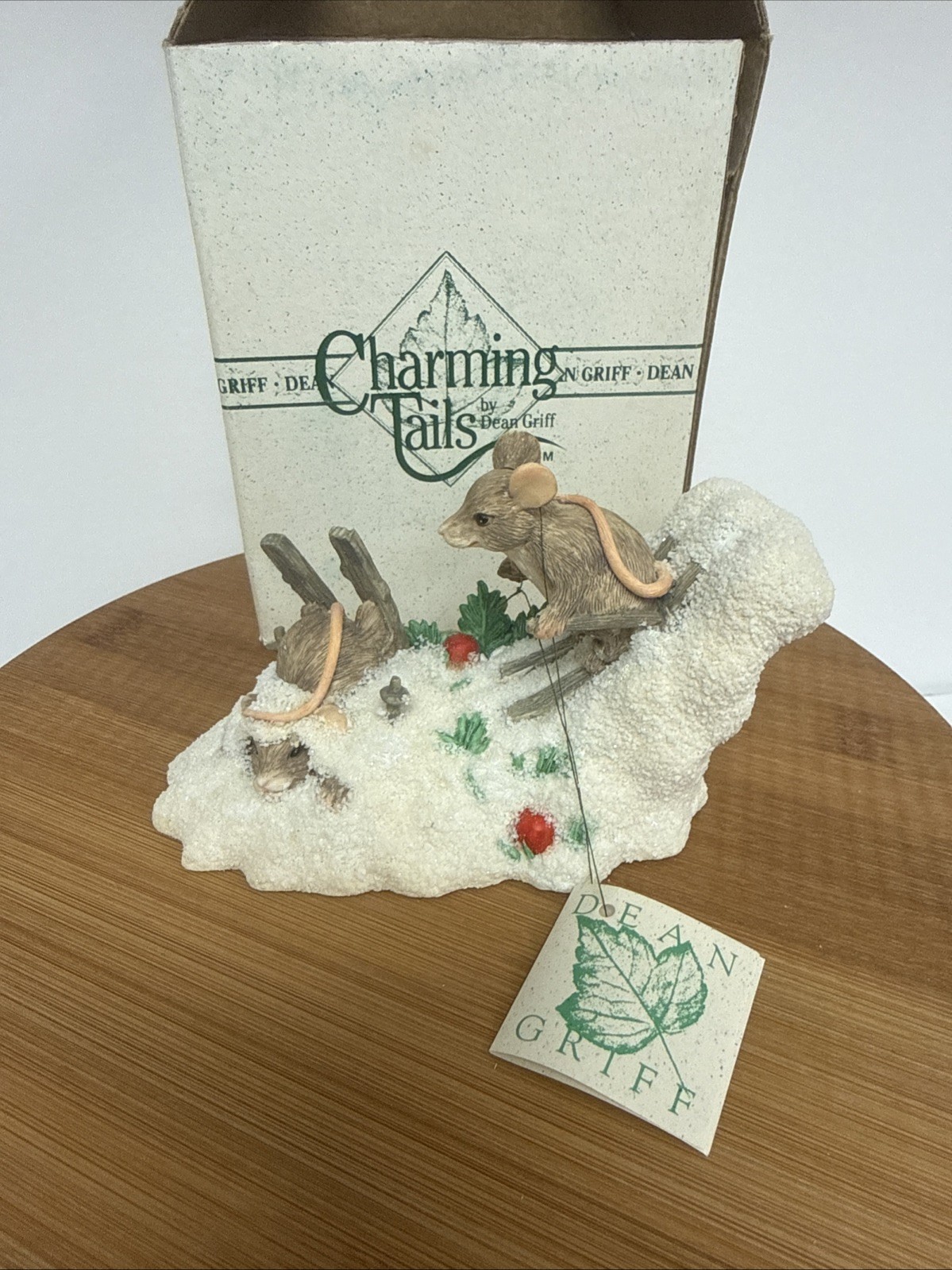 Charming Tails Fitz&Floyd HOT DOGGIN Figure 87/003 Christmas Mice Skiing Signed