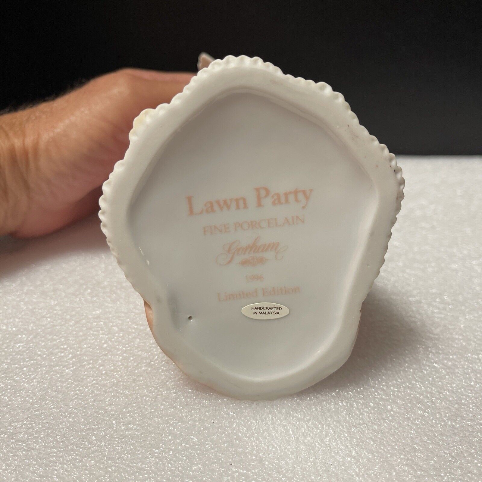 Gorham “Lawn Party” 1996 Limited Edition – Fine Porcelain – Beautiful Lady Pink
