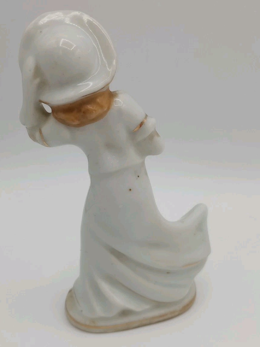 Vintage Woman Porcelain Figurines White Gold Occupied Japan Dress Hat 4.75 Inch