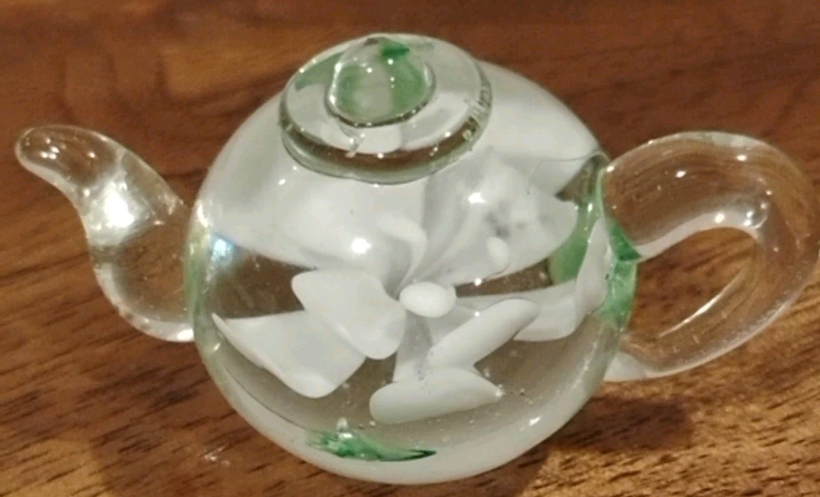 Mini Glass Teapots w Blue, Yellow, Green, White, Red and Pink(no handle) Flowers