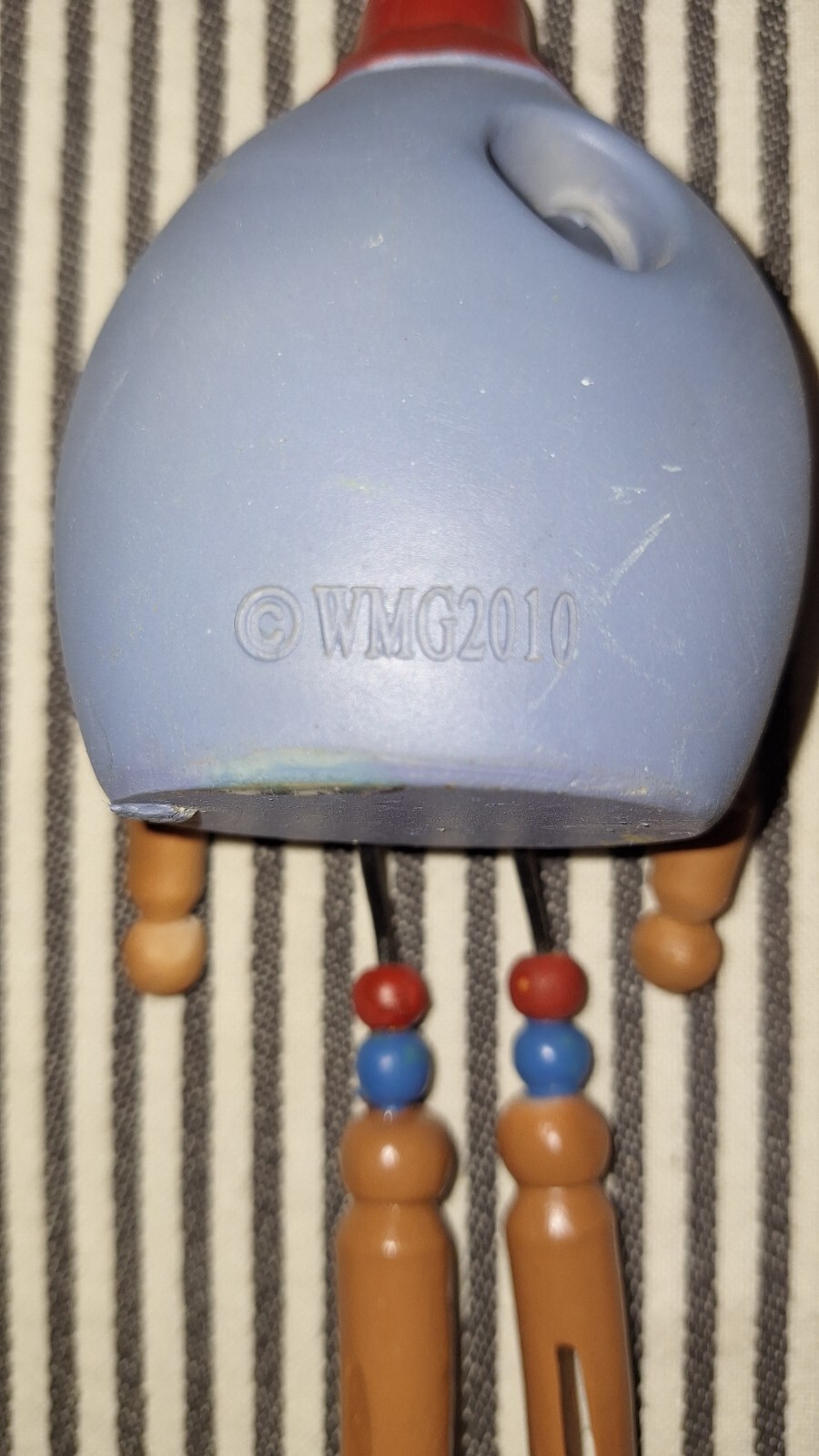 VTG LAUNDRY WMG ANTHROPOMORPHIC SOFT FABRIC SOFTENER BOTTLE SHELF SITTER – 2010