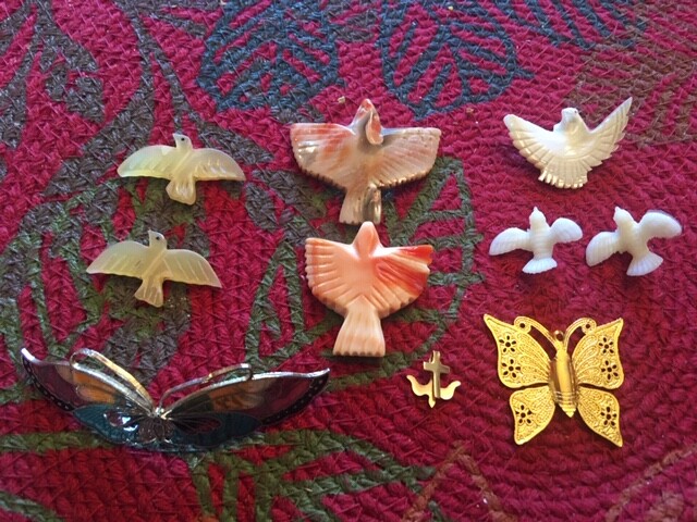 Lot of 10 Vintage Unsigned Mini Bird Figures of Various Materials.-1950’s-1970’s
