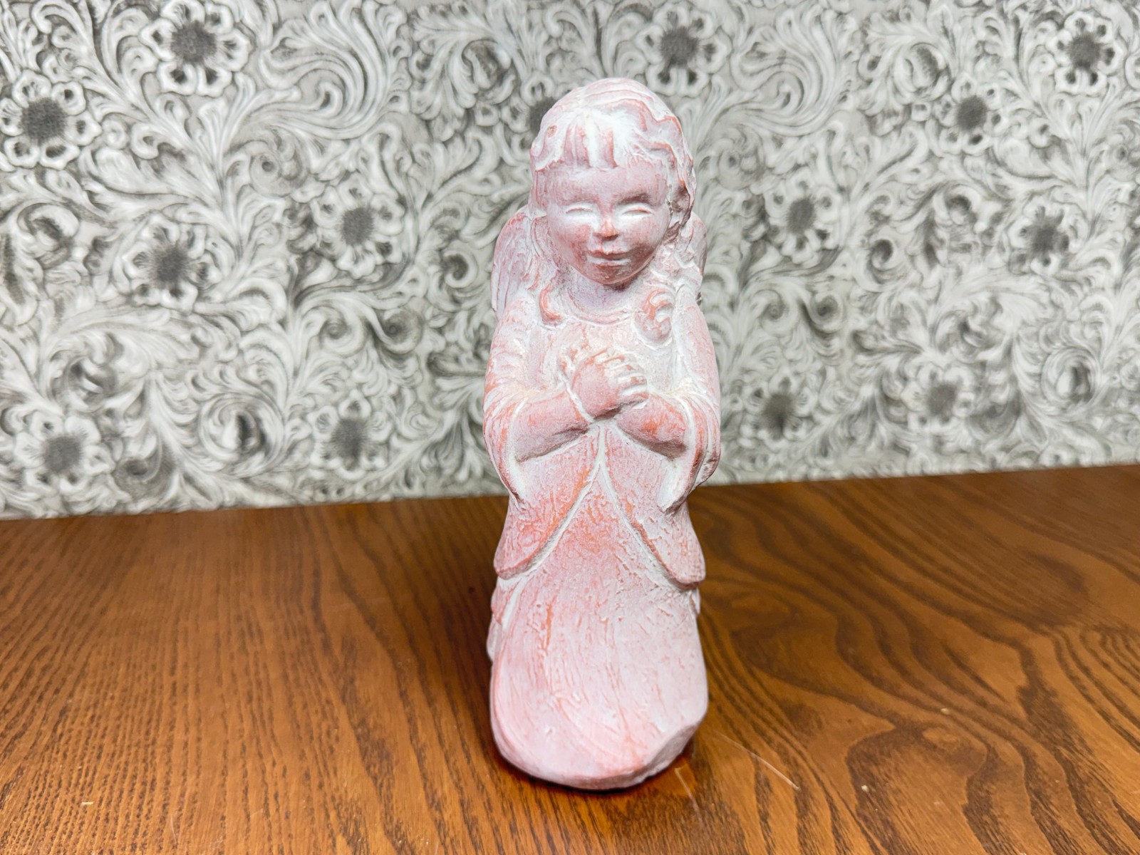 Isabel Bloom Pink Angel Cherub Statue Concrete Flower Garden Art 7″