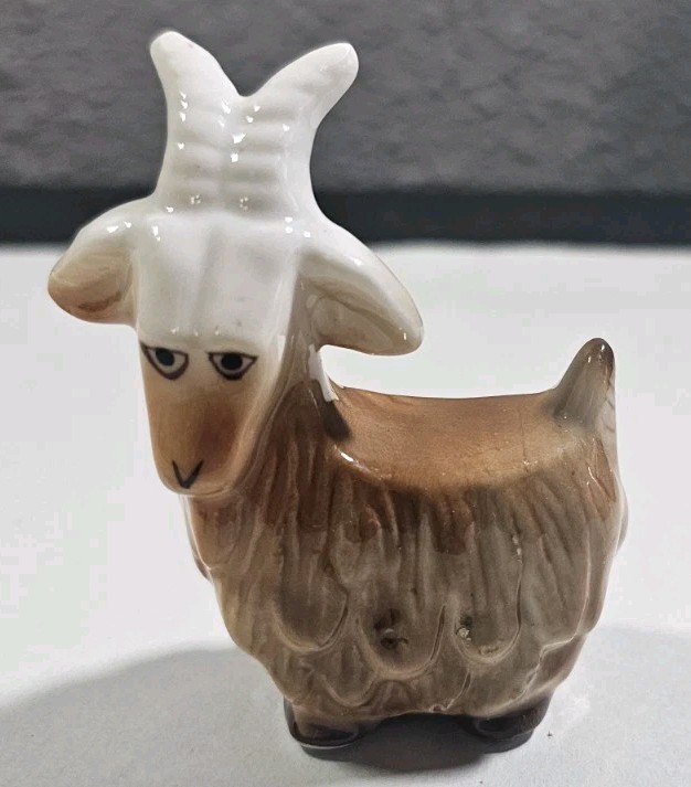 Vintage Ceramic Billy Goat Figurine 3.5″ Farm Animal Made In Taiwan