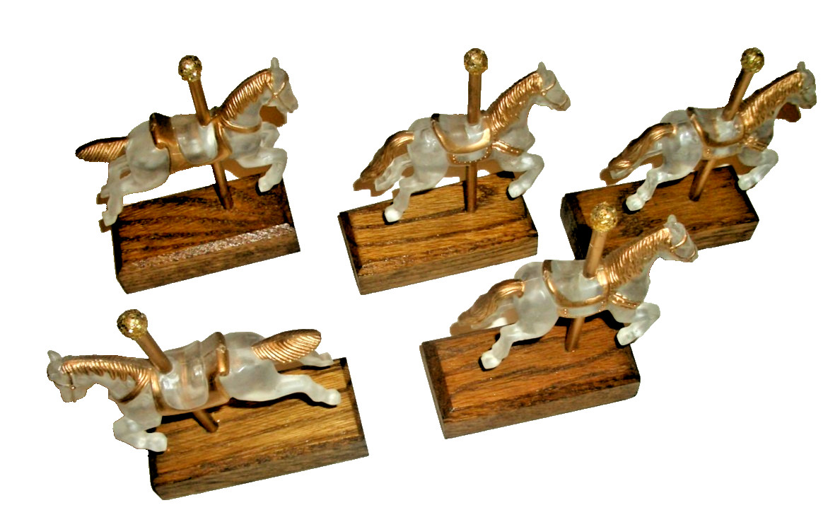 Vintage Enesco?? Lot of Five (5) Acrylic Horses Gold Trim Wood Base 4.25″ x 3.5″