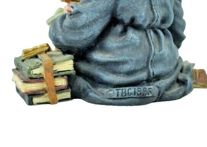 Yesterdays Child Reading is Fun Michelle with Daisy Decorative Figure Boyds