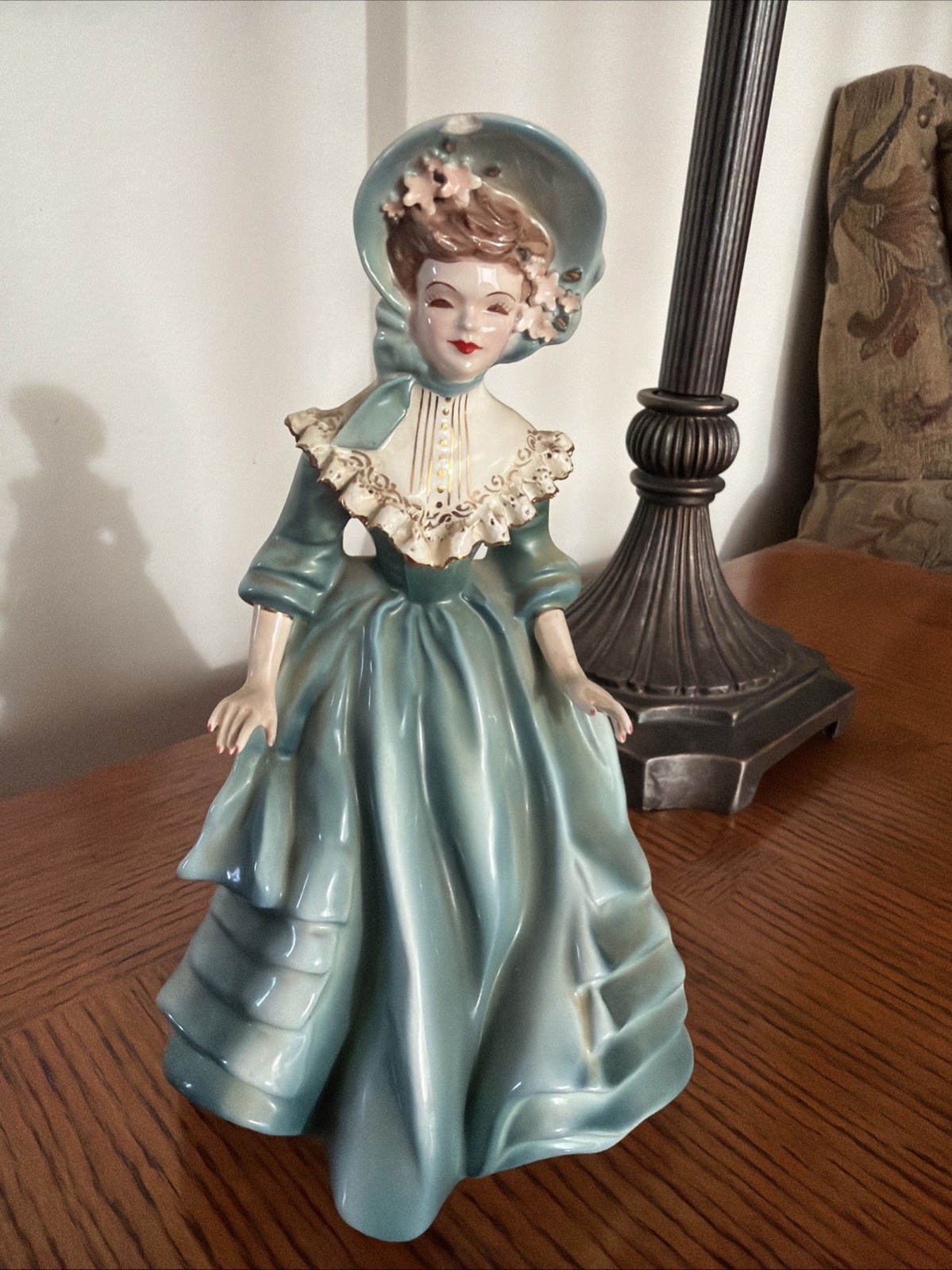 Florence Ceramics Pasadena Figurine – Claudia