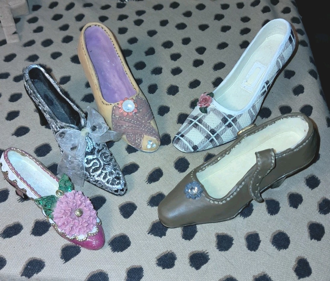Lot Of 5 Minature Shoes All Diffrent Colors And Styles Collectible Shoes
