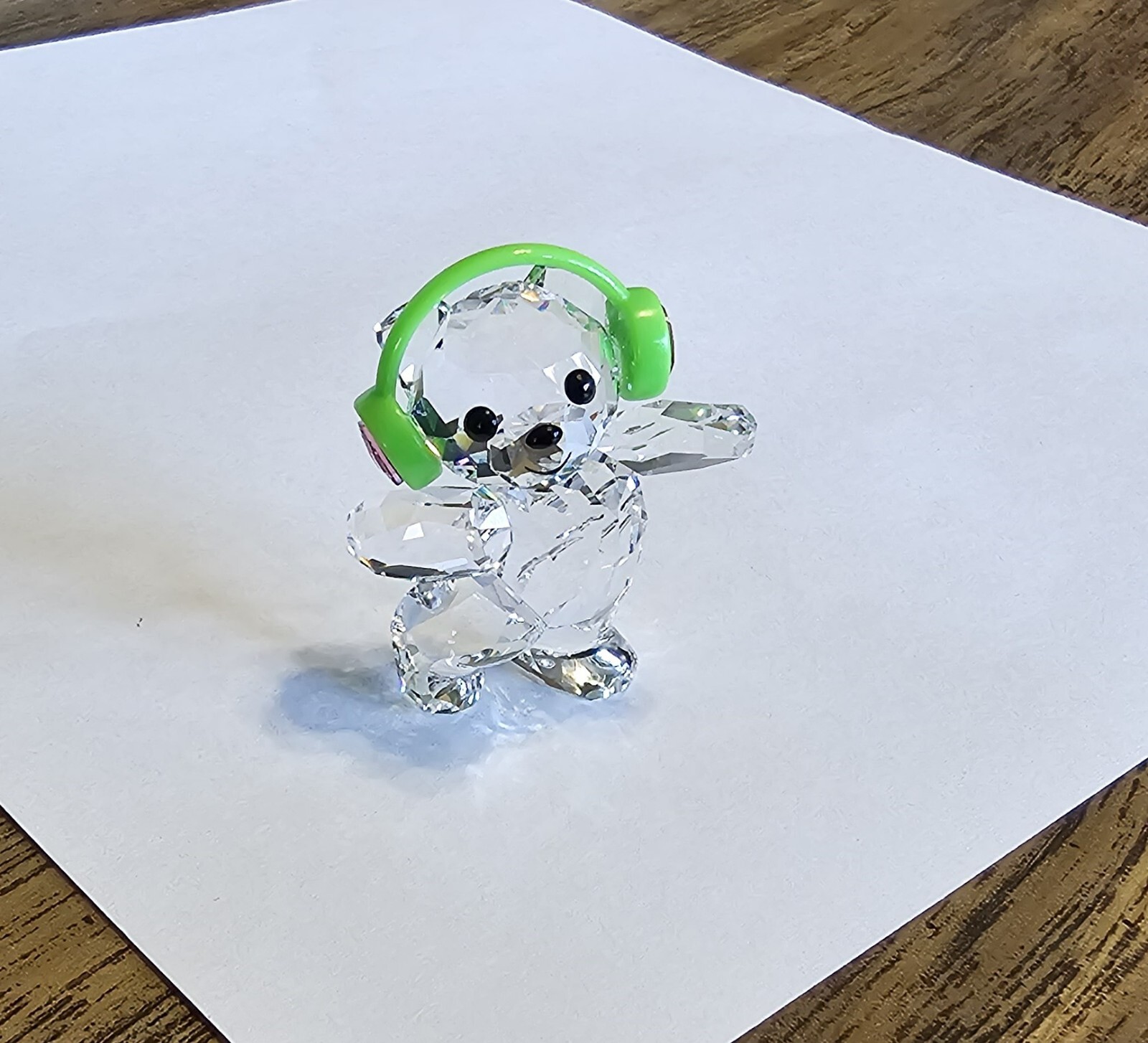 🎵 Swarovski Crystal 2022 L.E., “Just Dance” Kris Bear Figurine, Headphones, NIB