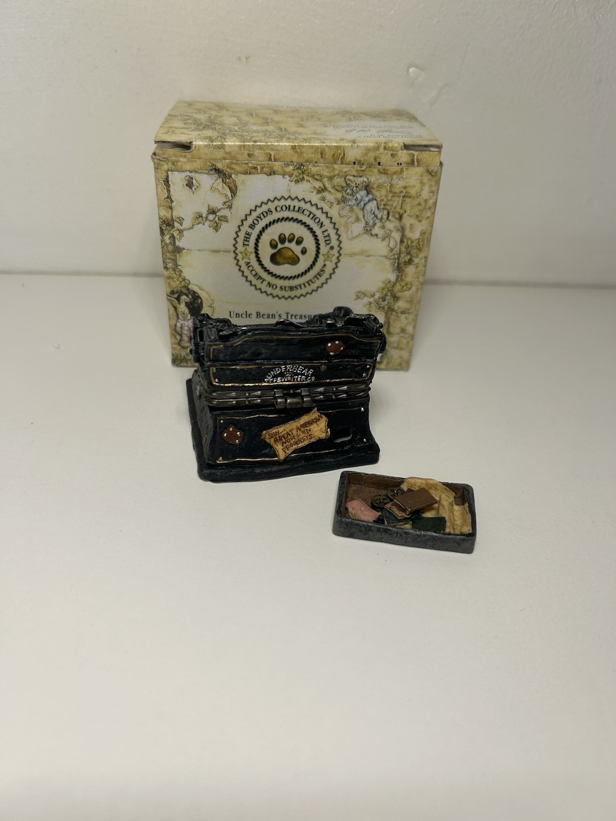 Boyds Bears Treasure Box “Wilsons Typewriter” #392120 READ MISSING NIBBLE
