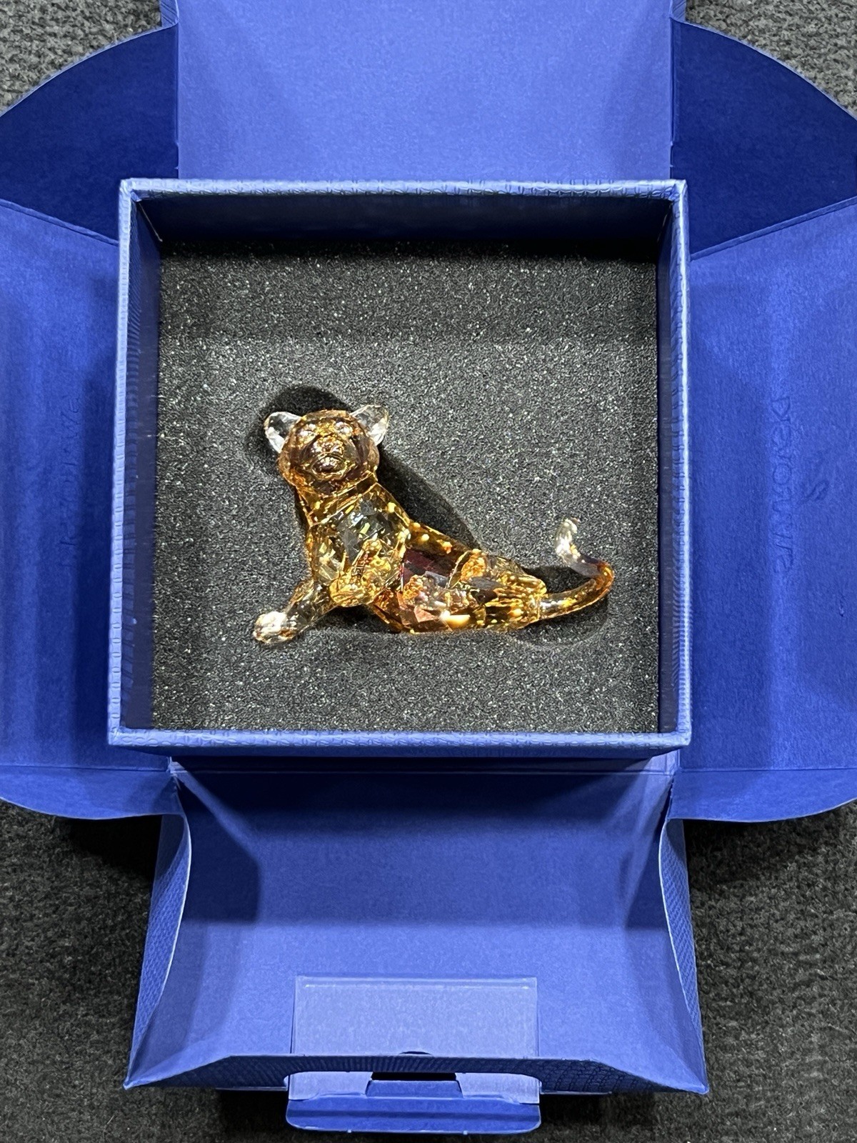 2016 Swarovski Crystal SCS Lion Cub Annual Member Exclusive #5135896 Retired MIB