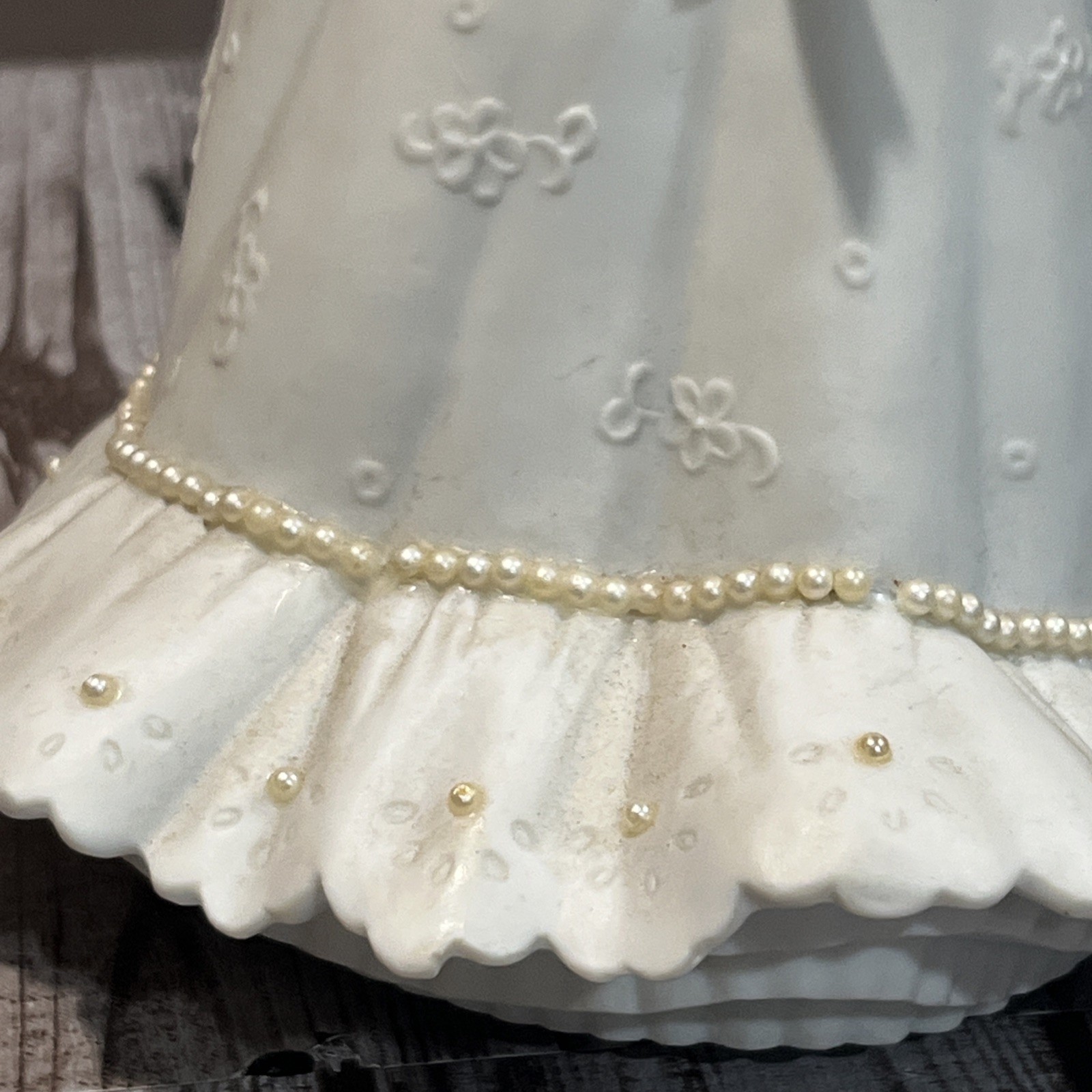 Classic Brides of the Century Heather 1970’s Porcelain Figurine 10” Wedding