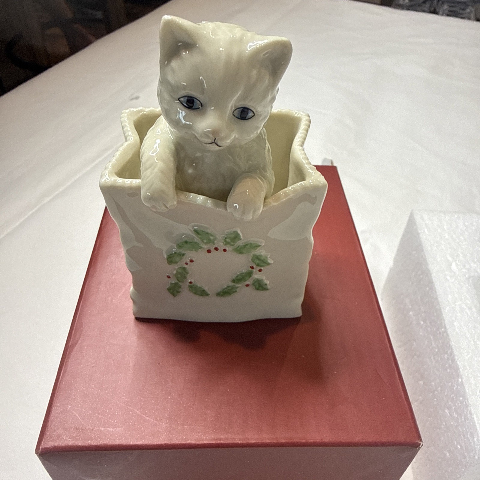 Lenox Capture The Christmas Season Cat Kitten Bag Holly Berries New In Box