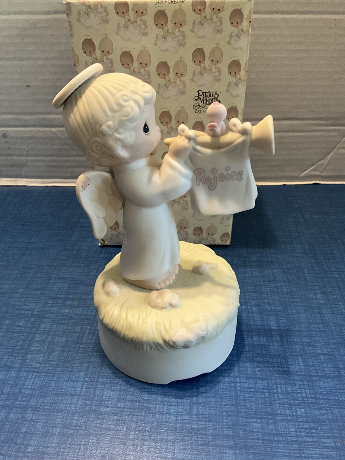 Precious Moments 1981 “Rejoice O Earth” music box playing “Joy to the World”