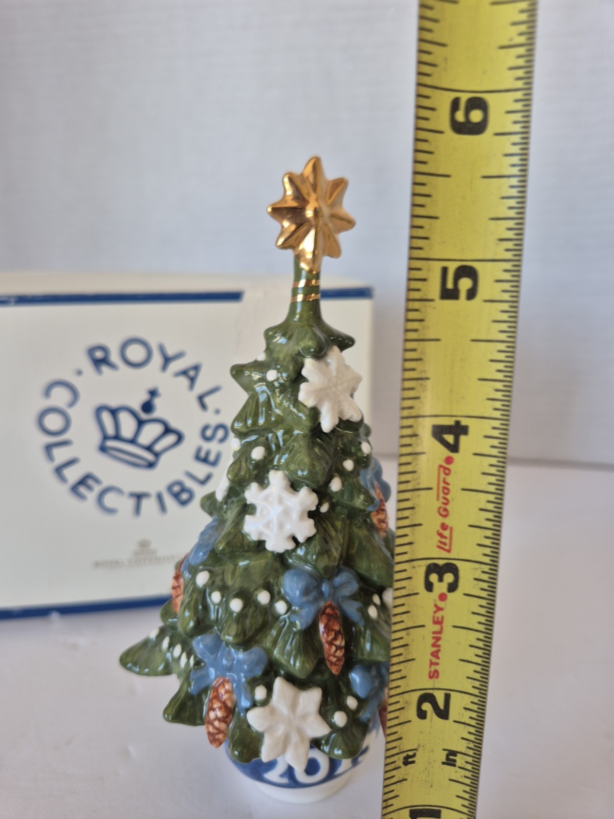 2015 Royal Copenhagen Annual Christmas Tree Pine Cones Porcelain Figurine w/ Box
