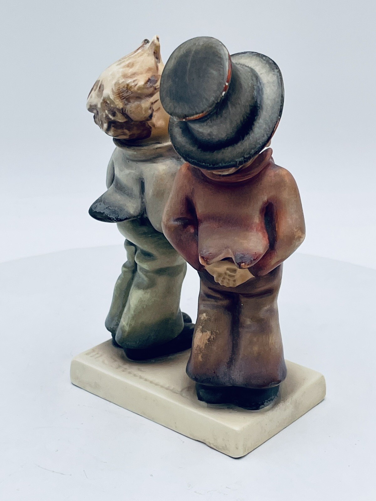 GOEBEL HUMMEL 1935-1949 Figurine DUET SINGING CAROLING BOYS #130