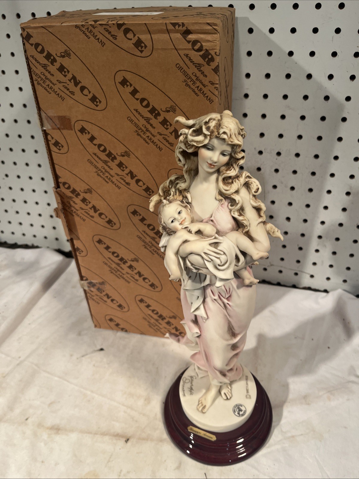 Giuseppe Armani Loving Arms 0880-E Mother & Baby Maternity Italy Art Statue